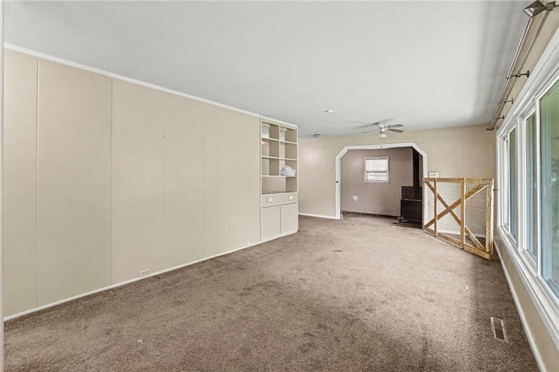 4411 E 138th St, Grandview, MO 64030