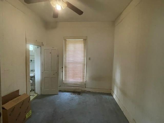 712 W 1st St, Pittsburg, KS 66762