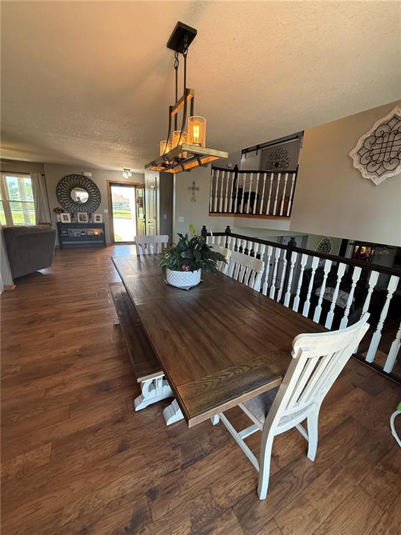 15200 Roger Rd, Leavenworth, KS 66048