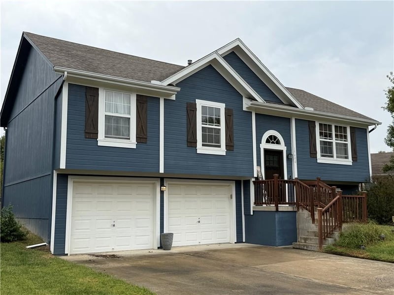 19600 E 10th St S, Independence, MO 64056