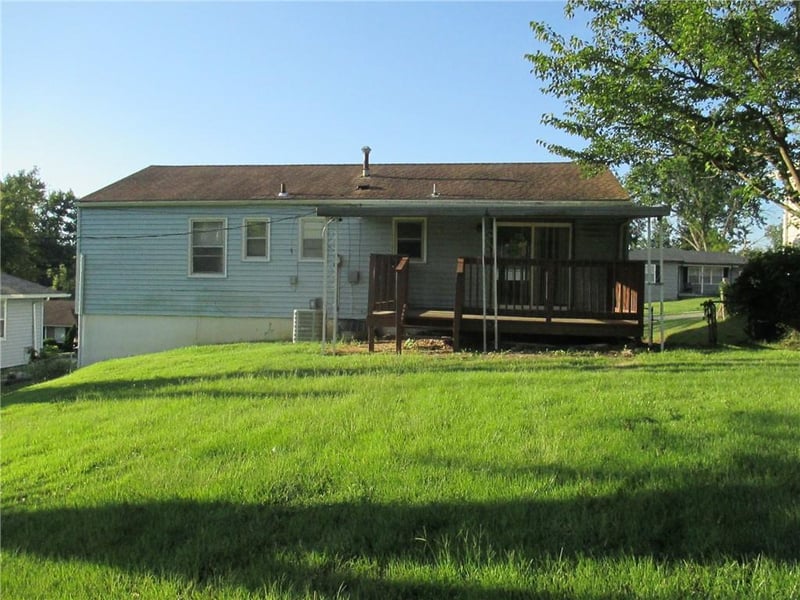 7624 E 75th St E, Kansas City, MO 64138