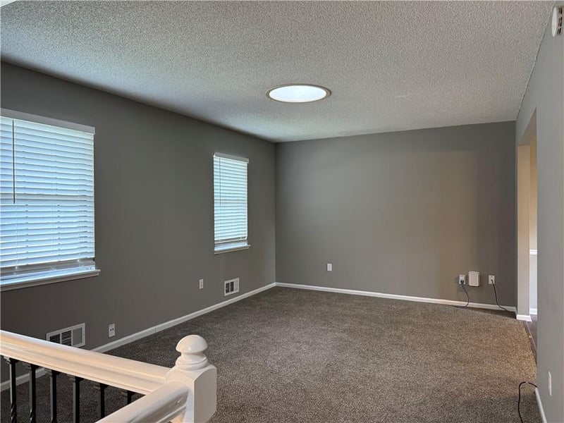 1415 W Ferrel Dr, Olathe, KS 66061