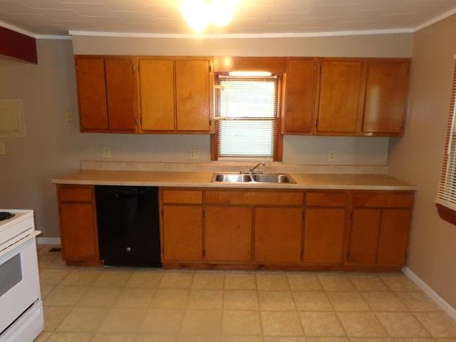 304 E Rose St, Pittsburg, KS 66762