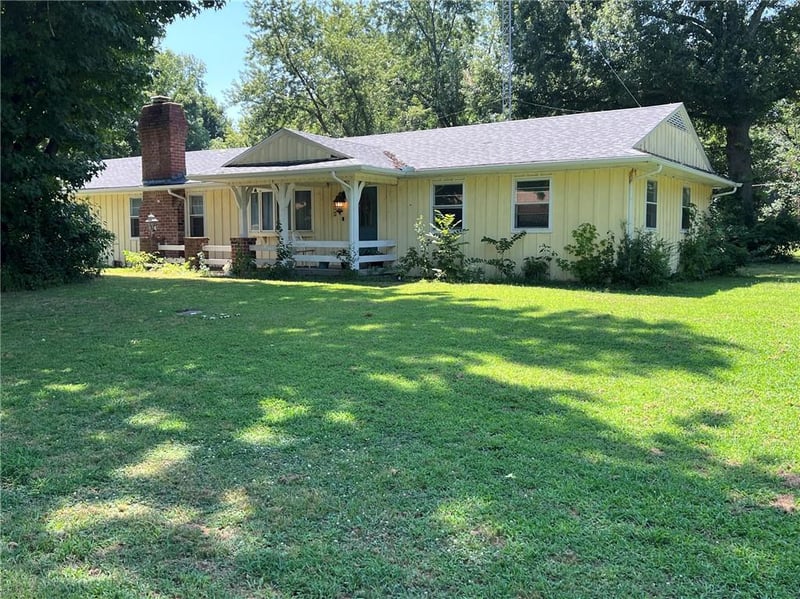 302 Fireside Dr, Arma, KS 66712
