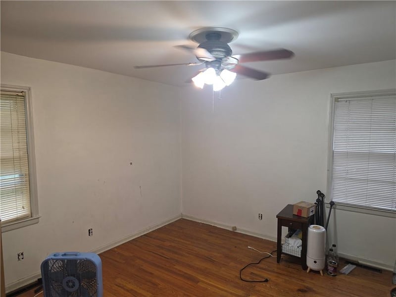 3335 N Chippewa Dr, North Kansas City, MO 64116