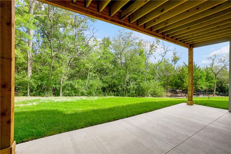 22428 W 90th Ter, Lenexa, KS 66227