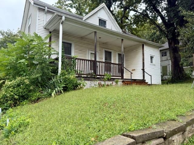 1018 N 19th St, St Joseph, MO 64501