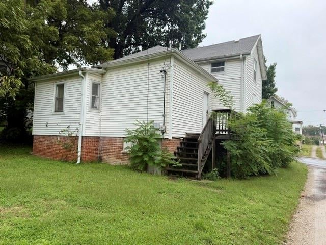 1018 N 19th St, St Joseph, MO 64501