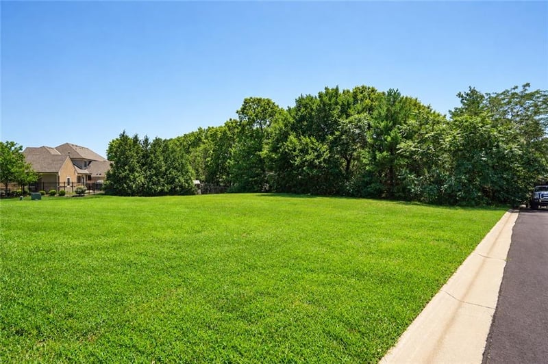 212 Stockade St, Lawrence, KS 66049