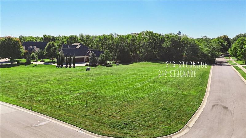 212 Stockade St, Lawrence, KS 66049
