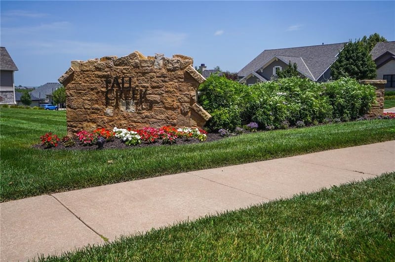 213 Stockade St, Lawrence, KS 66049