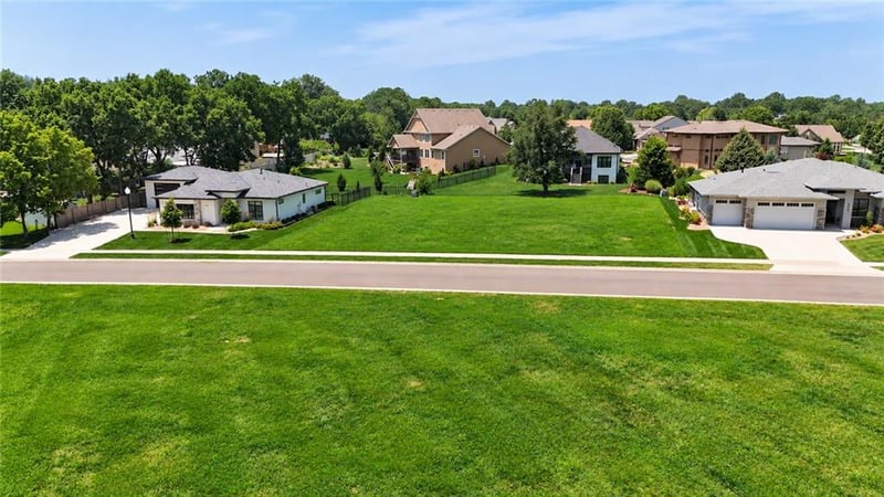 216 Stockade St, Lawrence, KS 66049