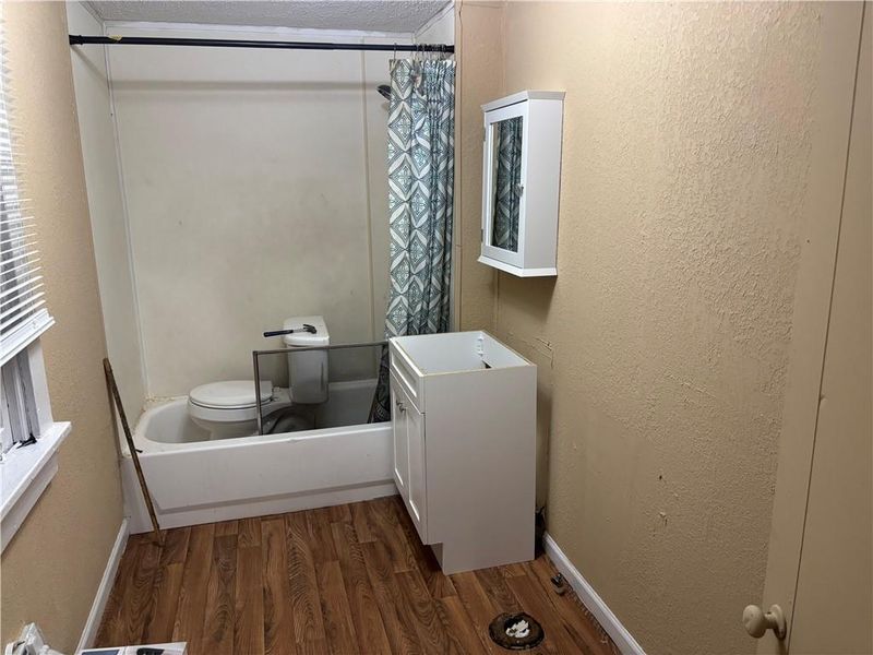 518 E Missouri Ave, St Joseph, MO 64504