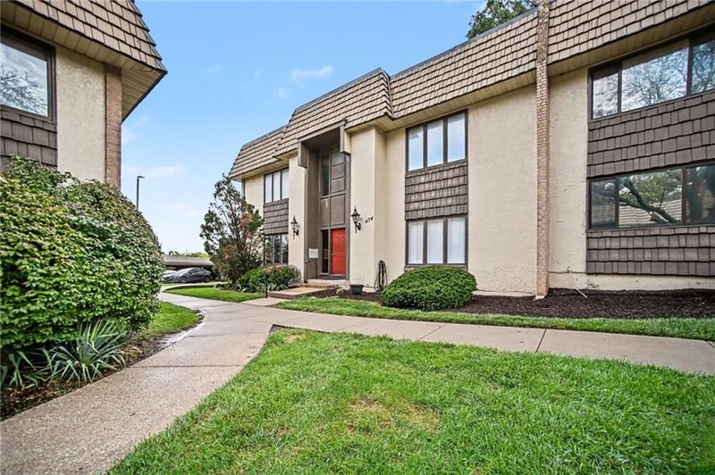 474 Unit A W 104th St, Kansas City, MO 64114