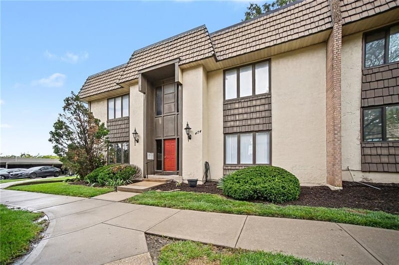 474 Unit A W 104th St, Kansas City, MO 64114
