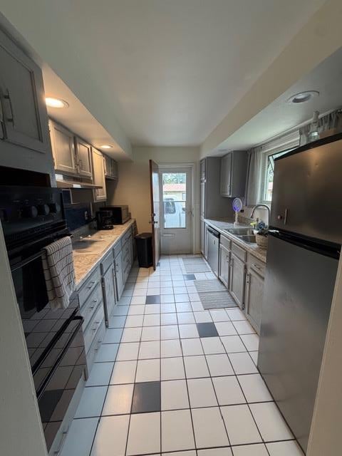 1600 SW 66 St, Topeka, KS 66619