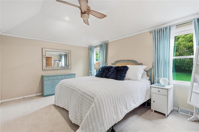 12903 W 77th Ter, Lenexa, KS 66216