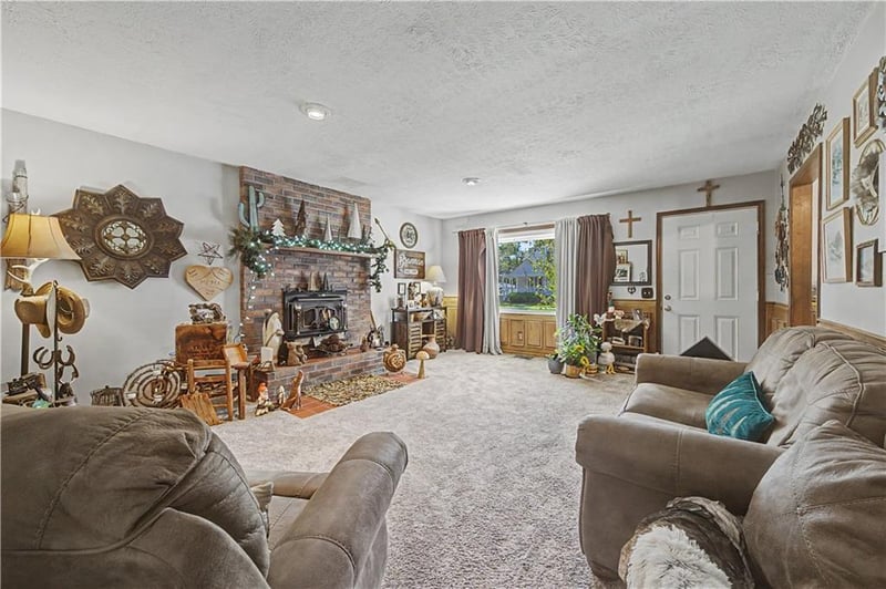 206 N Webster St, Erie, KS 66733