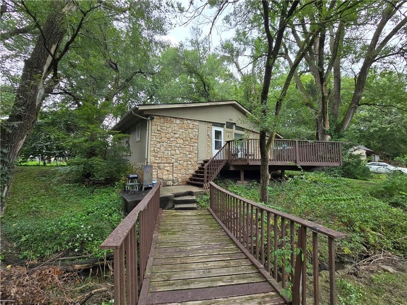506 NE 114th Ter, Kansas City, MO 64155