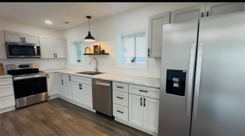 119 E Davis St, Mound City, MO 64470