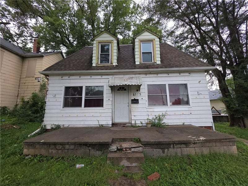 Thompson Ave, St Joseph, MO 64504