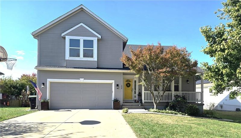 204 Amy St, Harrisonville, MO 64701