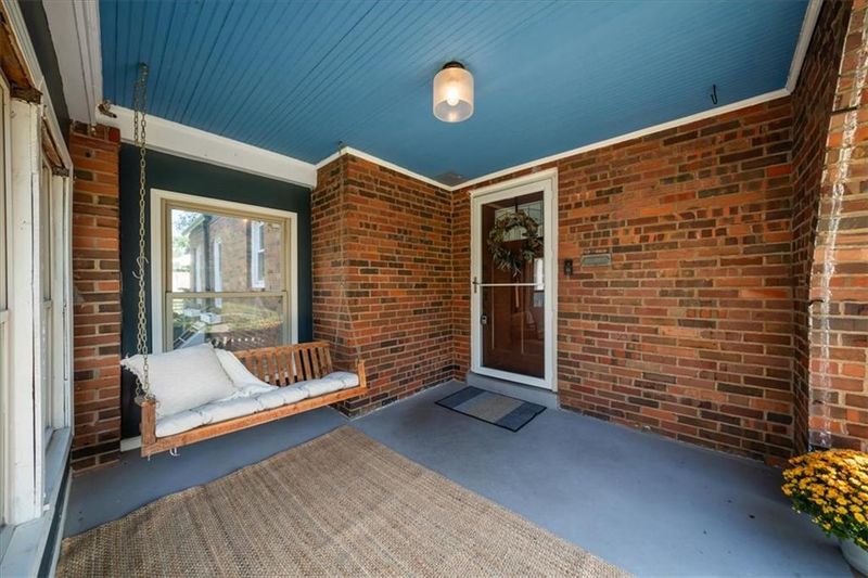 1336 E 76th St, Kansas City, MO 64131