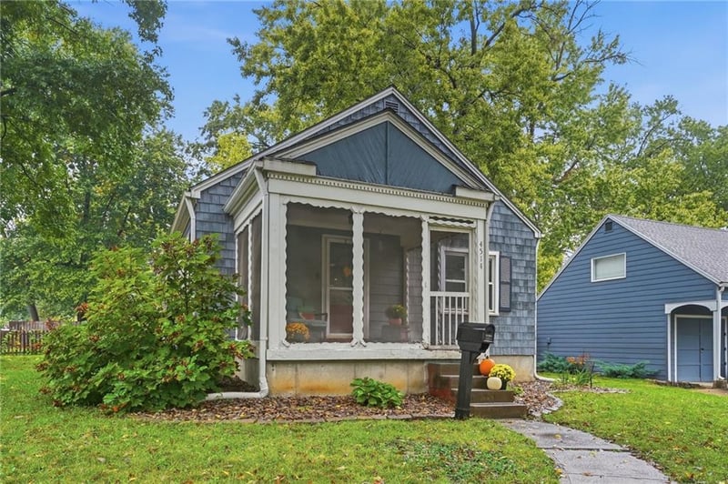 4514 W 62nd Ter, Fairway, KS 66205
