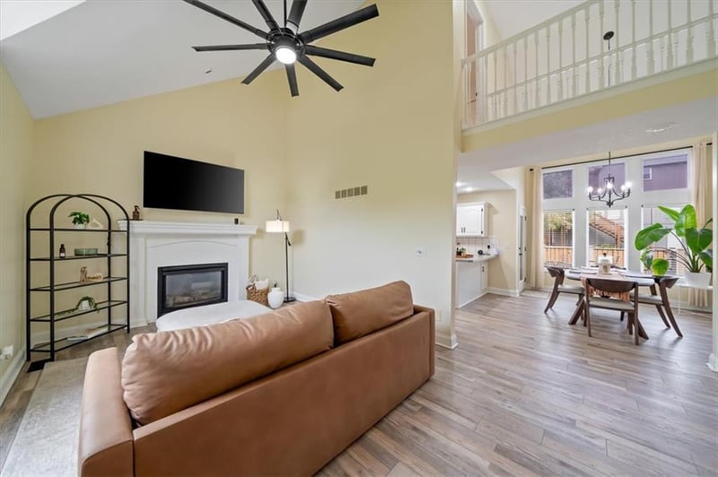 7418 N Sycamore Ave, Kansas City, MO 64158