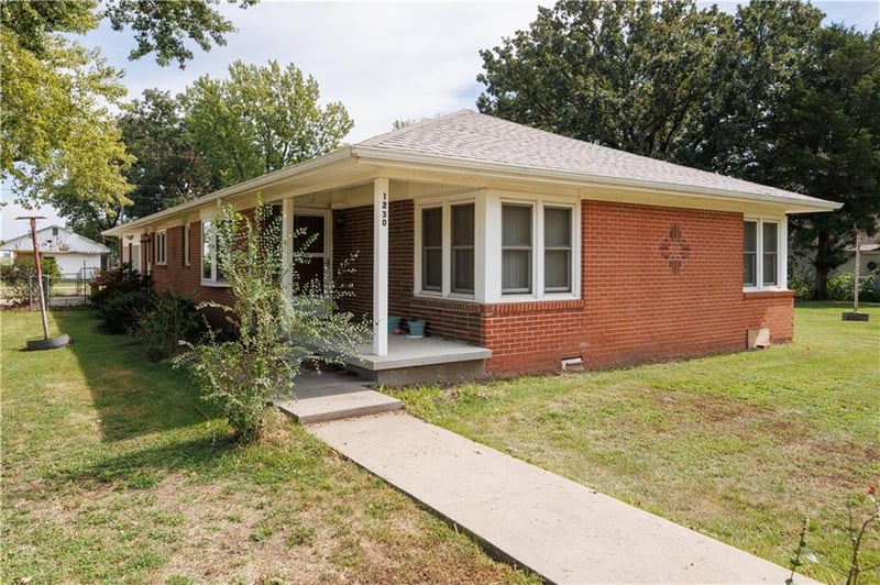 1230 Main St, Altoona, KS 66710