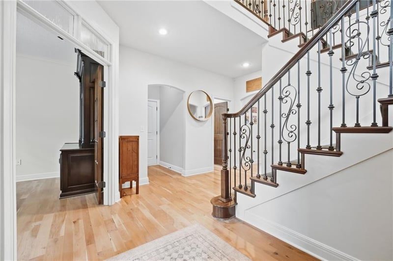 7808 N Chatham Ave, Kansas City, MO 64151