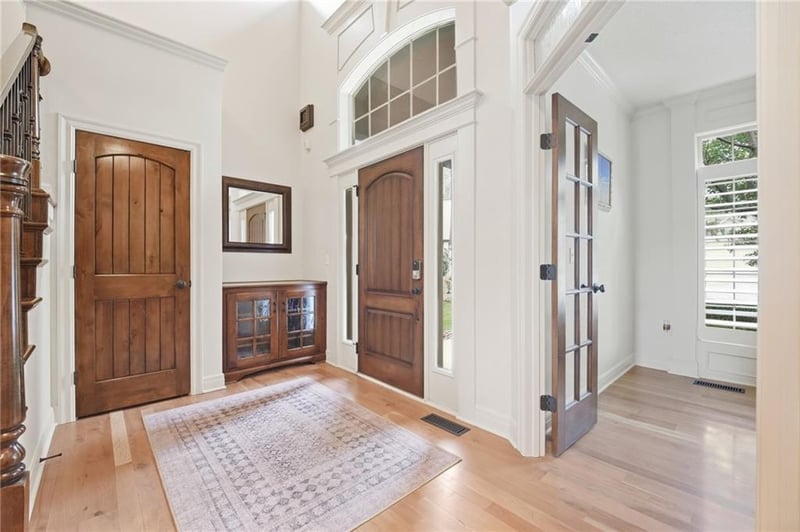 7808 N Chatham Ave, Kansas City, MO 64151