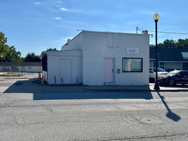 217 S Main St, Independence, MO 64050