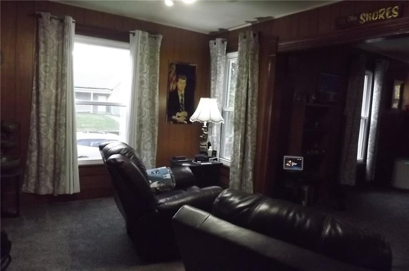501 N Independence St N, Harrisonville, MO 64701