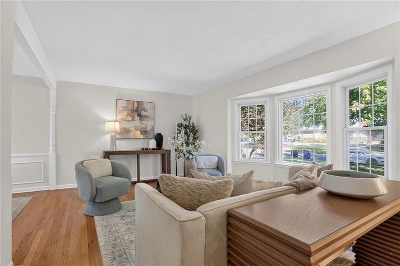 8940 Conser St, Overland Park, KS 66212