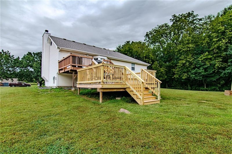 254 NE 35 Rd, Warrensburg, MO 64093