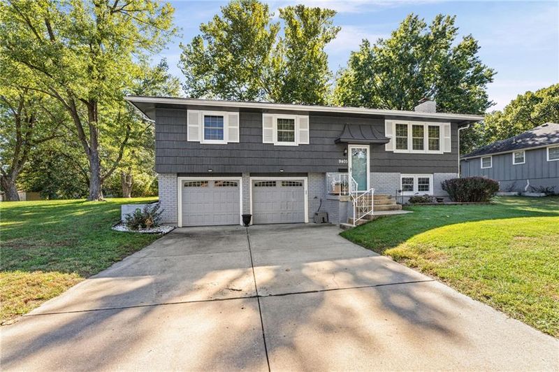 9405 E 84th St, Raytown, MO 64138