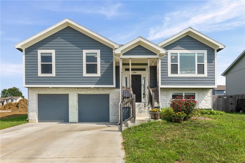 1904 Hawk View N/A, Harrisonville, MO 64701