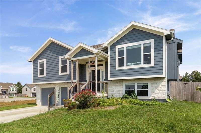 1904 Hawk View N/A, Harrisonville, MO 64701