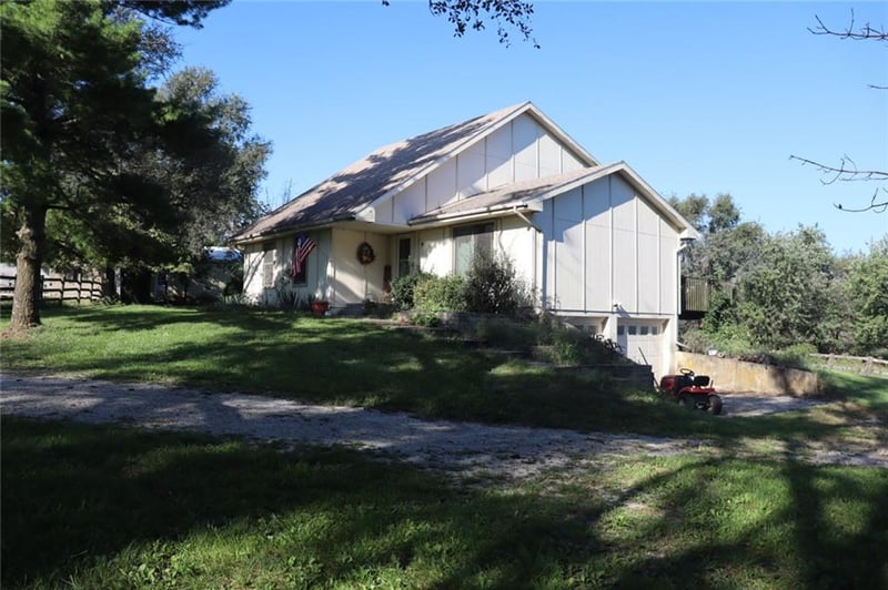 Fry Rd, Edgerton, MO 64444