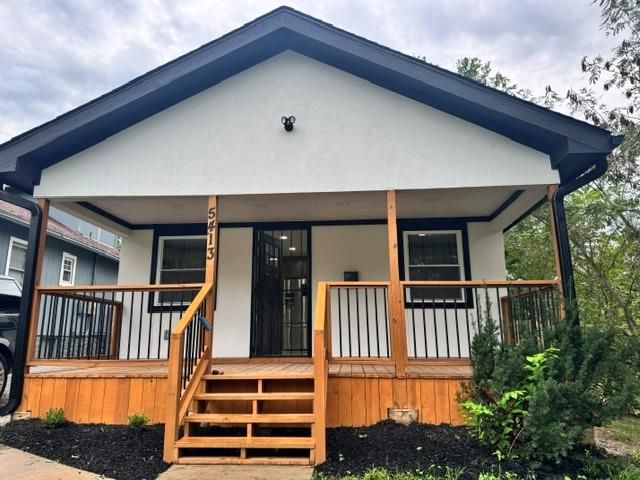 5413 E 29 St, Kansas City, MO 64128