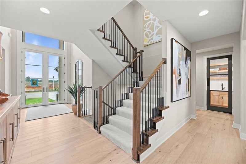17601 Knox St, Overland Park, KS 66221
