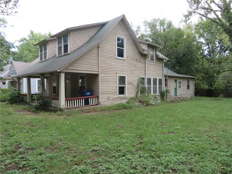 809 Liberty St, Oskaloosa, KS 66066