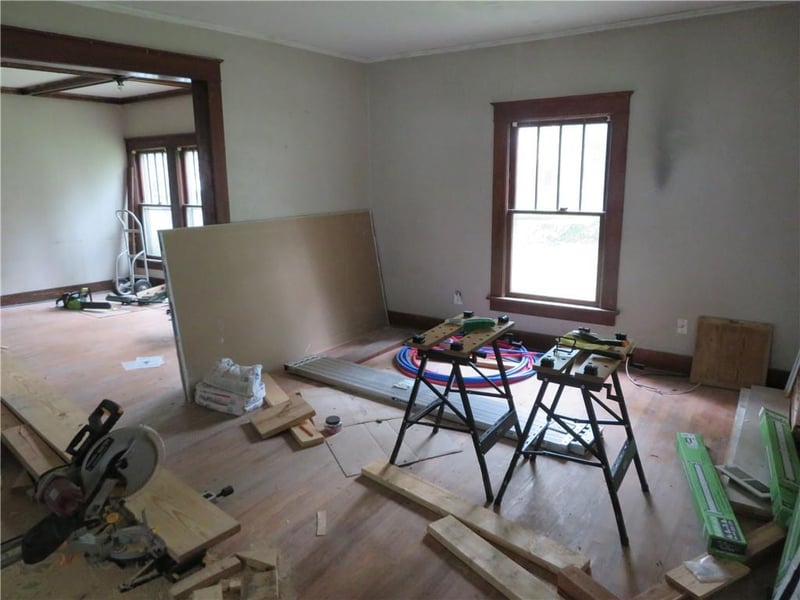 809 Liberty St, Oskaloosa, KS 66066
