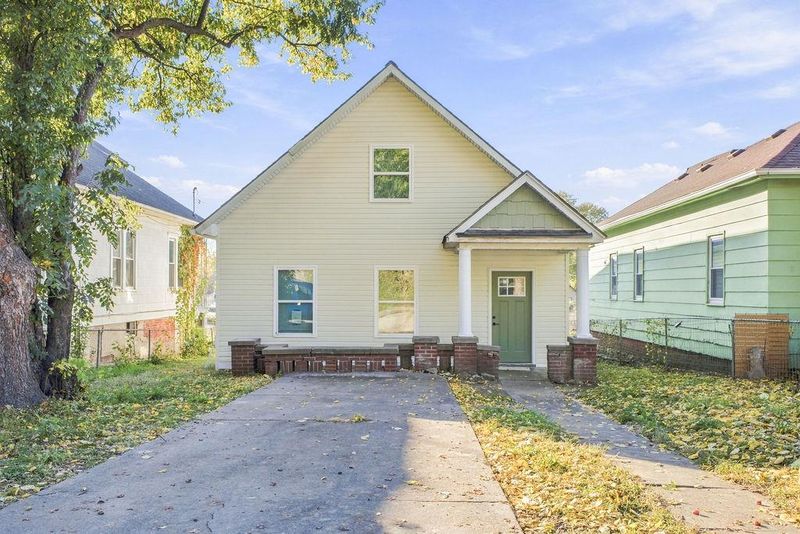 2522 S 11th St, St Joseph, MO 64503