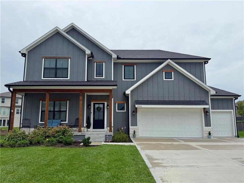 1025 NW 95th Ter, Kansas City, MO 64155