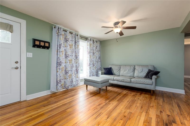 512 NE 43 Ter, Kansas City, MO 64116