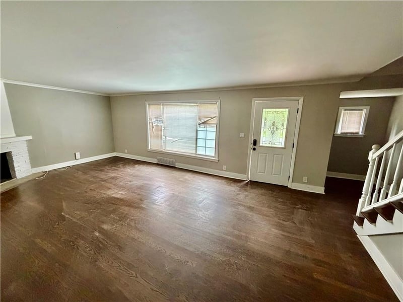 7606 Ward Pw, Kansas City, MO 64114