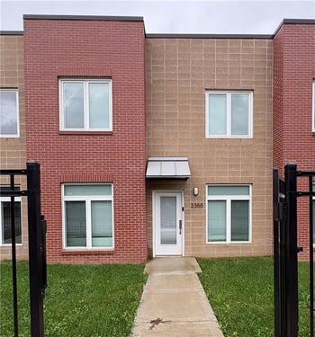 2355 E 27th St, Kansas City, MO 64109