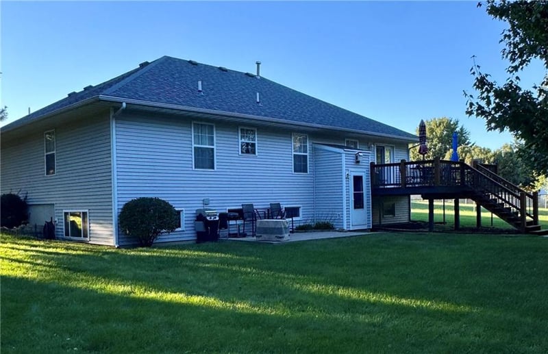 1402 Sam Den Cir, Cameron, MO 64429